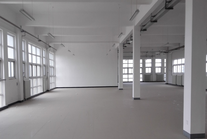 廠房裝修多少錢一平？